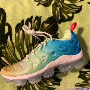 Nike Air VaporMax Plus Women Size 8 - Brand New - Never Worn